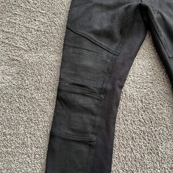 𝅺DESIGN Lab Jeans - Picture 3 of 6